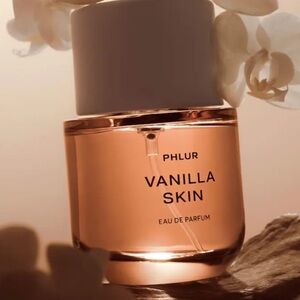 Phlur Vanilla Skin 2mL Decant Sample with Spray